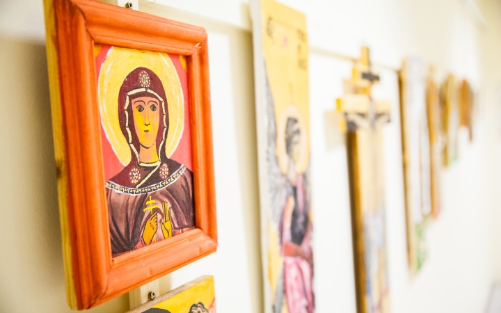 Az ikonokat szívből kell festeni
