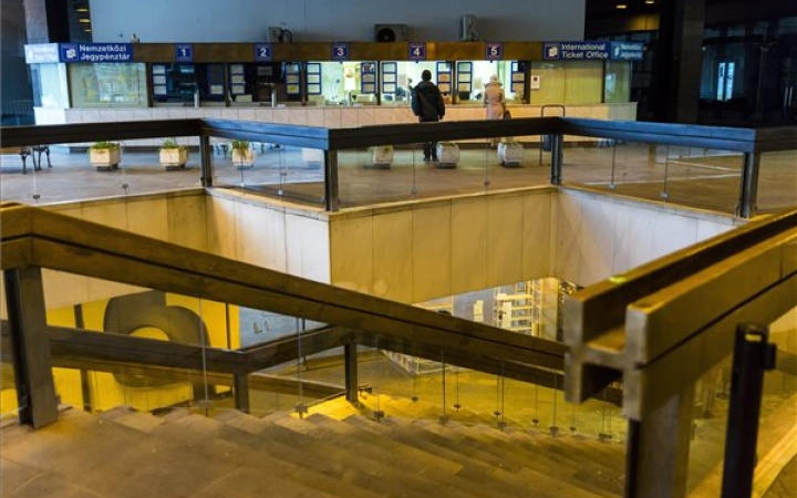 Ezért kellett bezárni a Délit