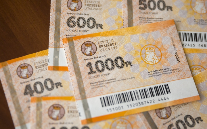 Még karácsony előtt kiosztják