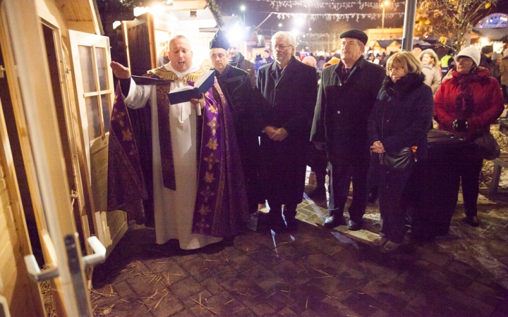 Három hétig újra megtelik a főtér