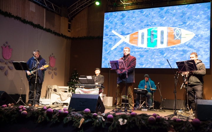 D+ Híradó - Advent, Ovifoci