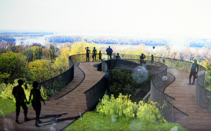 Kilátó a Dunaparthoz - Randevú az Orgonasípnál