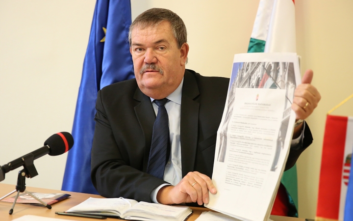 "Ez egy pártokon átívelő, nemzeti ügy"