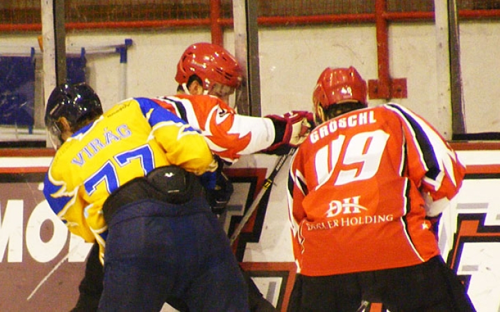 Jégkorong: korai búcsú a kupától