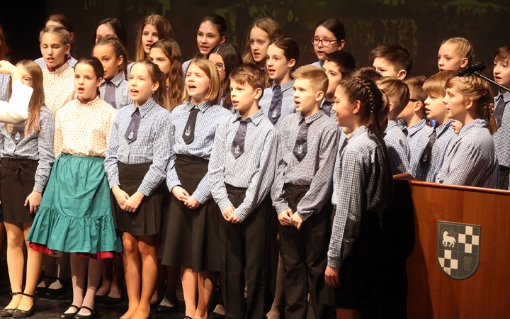 D+ Híradó - Évértékelő, óvodaválasztó