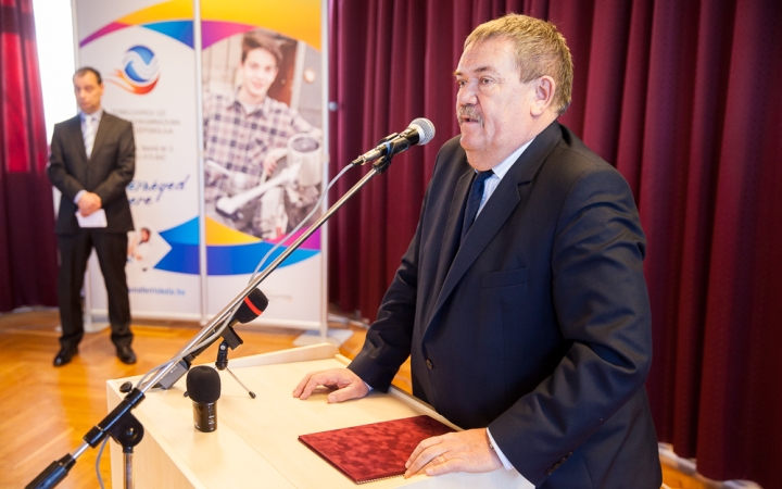 D+ Híradó - Kitüntetés, influenza