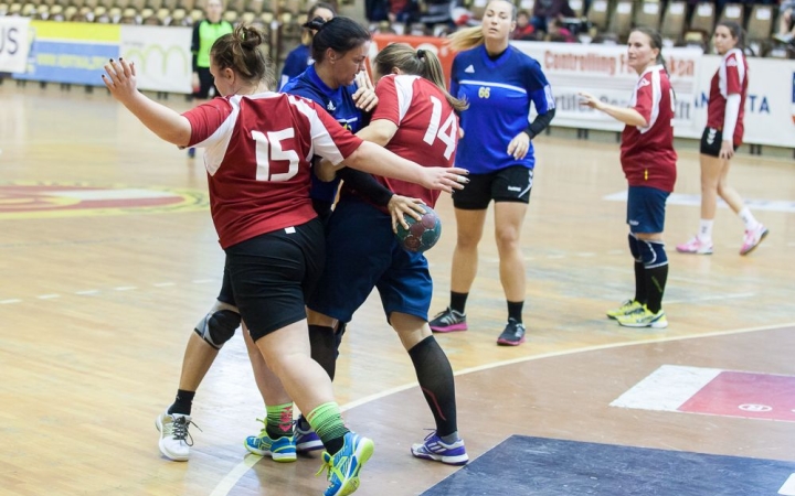 DAC-bronz az emléktornán