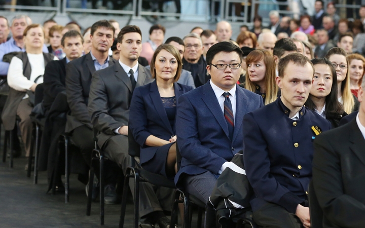 D+ Híradó - Diplomaosztó, választás