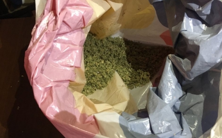 Városi drogdílerek őrizetben