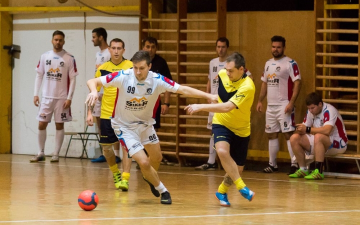 Gólzápor az Aranyban