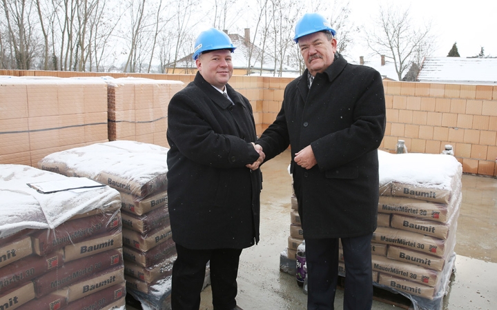 Hétszázmilliós felújítási csomag Perkátán