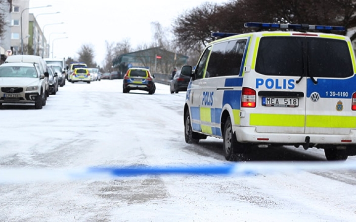 Négy migráns elvágta a torkát egy svéd nőnek