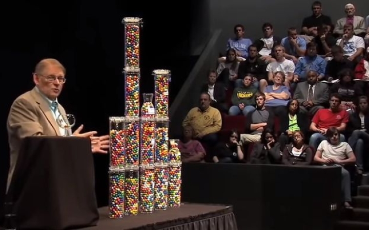 Szemléletes magyarázat a migránsok befogadásának értelmetlenségéről