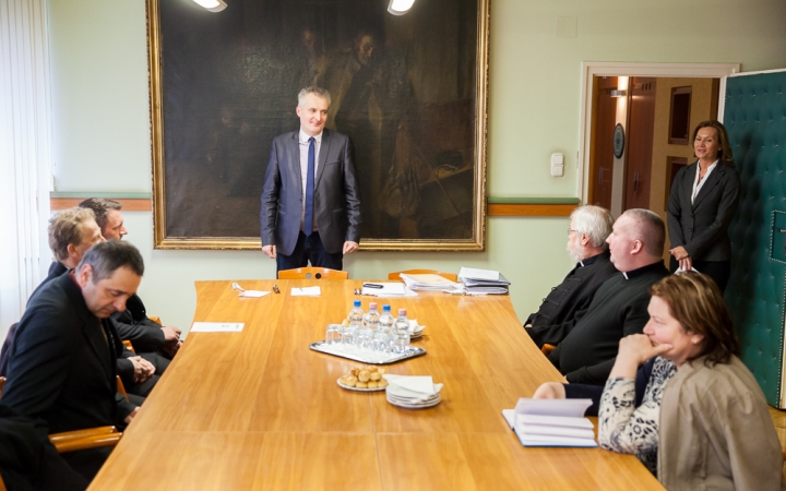 Hagyományteremtő szándékkal