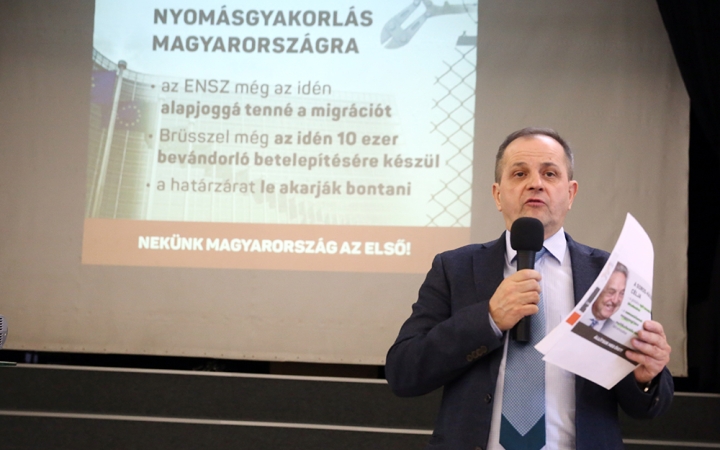 Budai: a Jobbik Simicska pénzén vásárolja meg az ellenzéki jelölteket