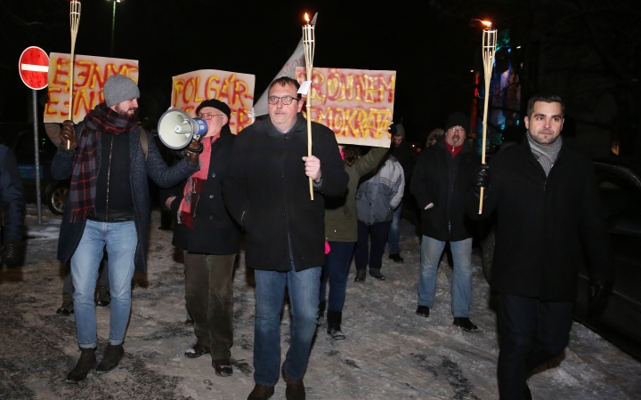 &quot; A Jobbik a hatalomért és pénzért mindenre képes&quot;