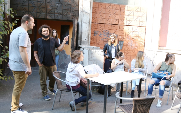 Már a mozikban az Újvárosban forgatott film