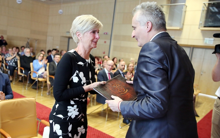 Jakabné Józsa Klára lett a város új díszpolgára