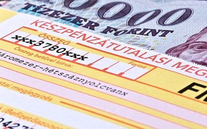 Változnak egyes postai díjak 