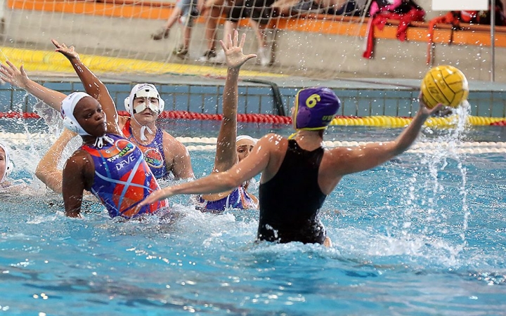 Növelte előnyét az UVSE!