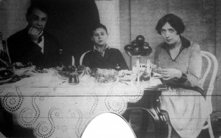 Láng, gyöngy, anya…