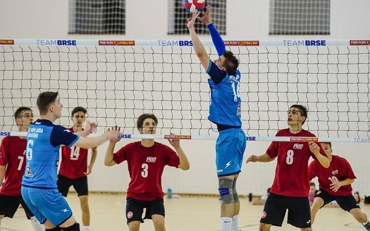 Döntőben a röplabdázók