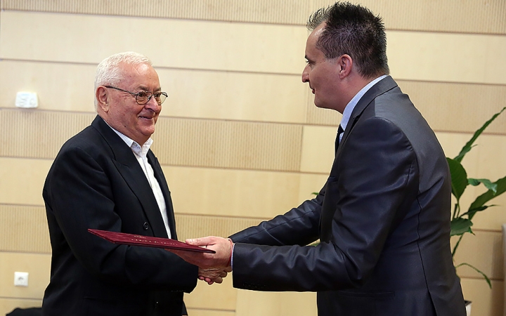 Példaképek lehetnek a következő nemzedékek számára 