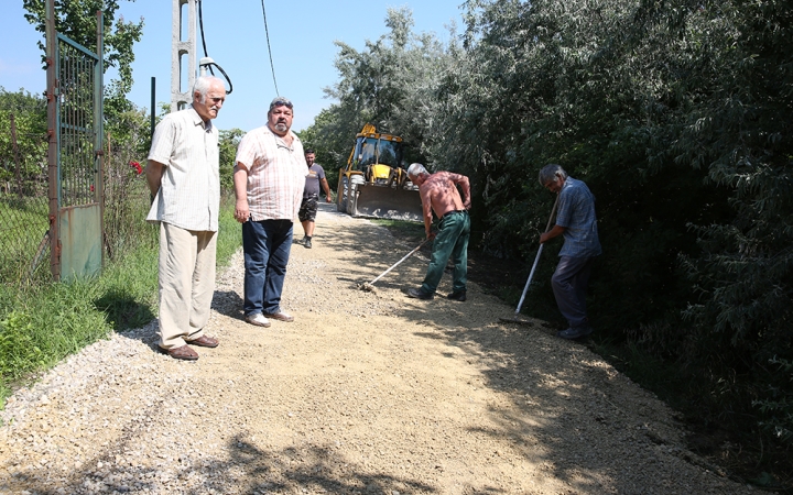 Kisimítják az utat 