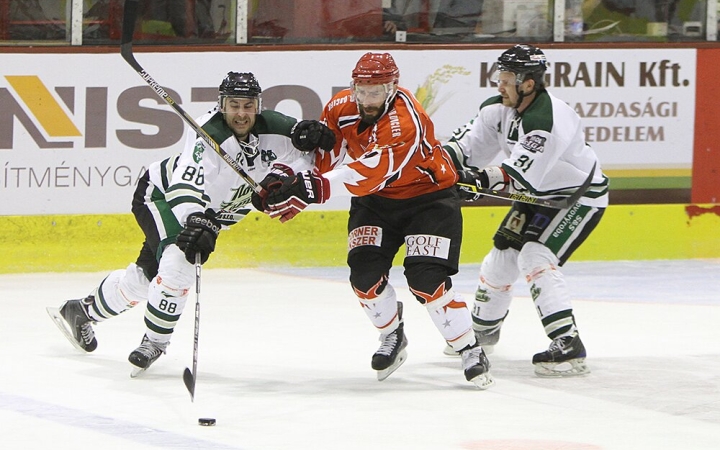 Elégedetlenek, vagy elégedettek legyünk?