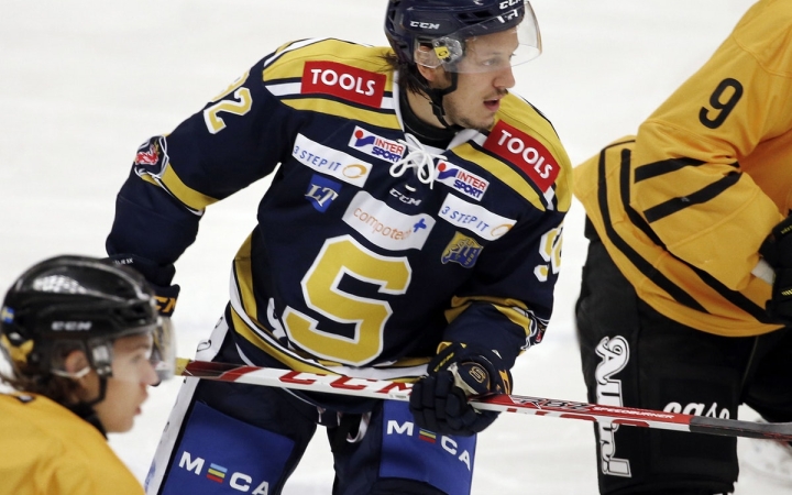 Rutinos svéd centert igazolt a DAB