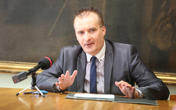 Száz nap tanulságai