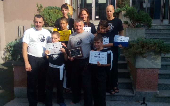 Edzőtábor és vizsgák