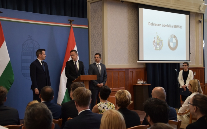 Hazánkban épül a BMW új gyára