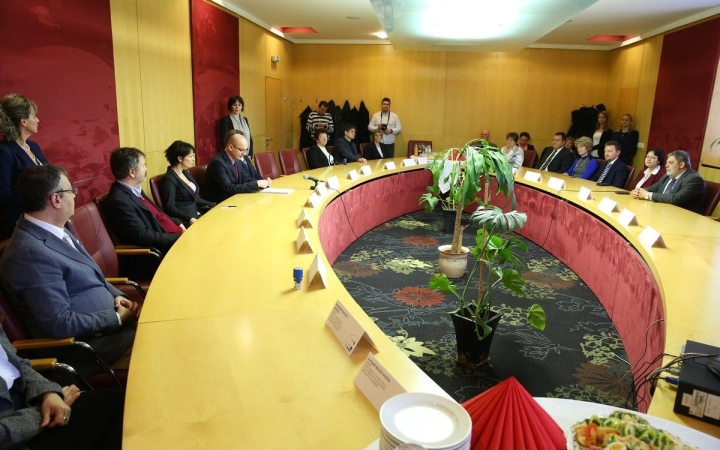 Iskolák megállapodása