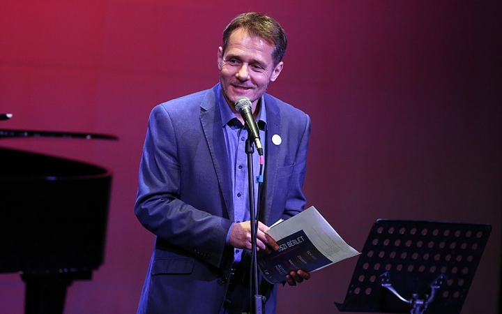 Elkezdődött a Család Évada