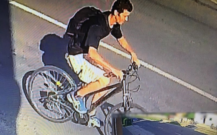 Kerékpárt lopott, keresik!