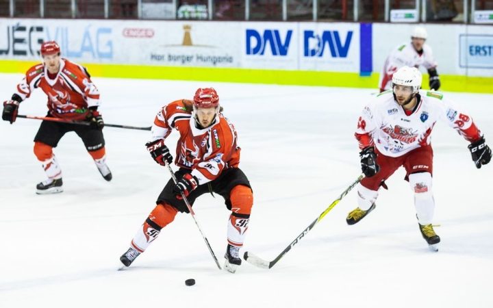 A ligaelső érkezik