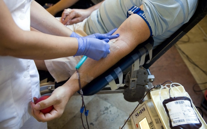 Több mint ezren mentek el vért adni