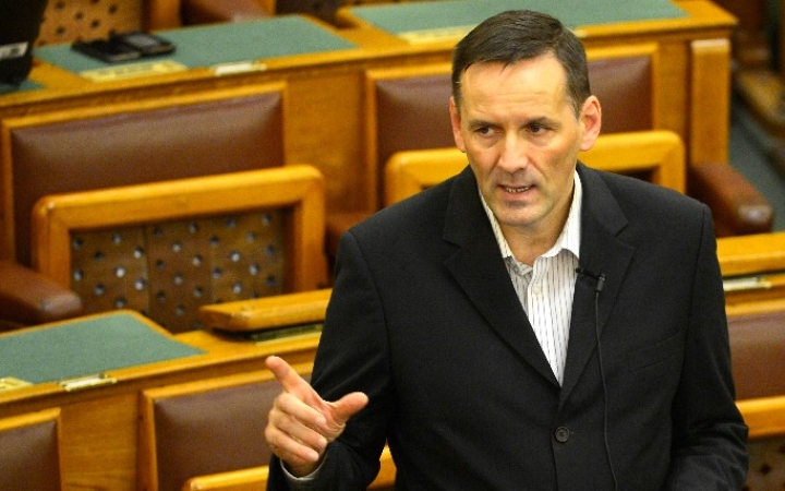 Itt a legújabb kilépési hullám a Jobbikban