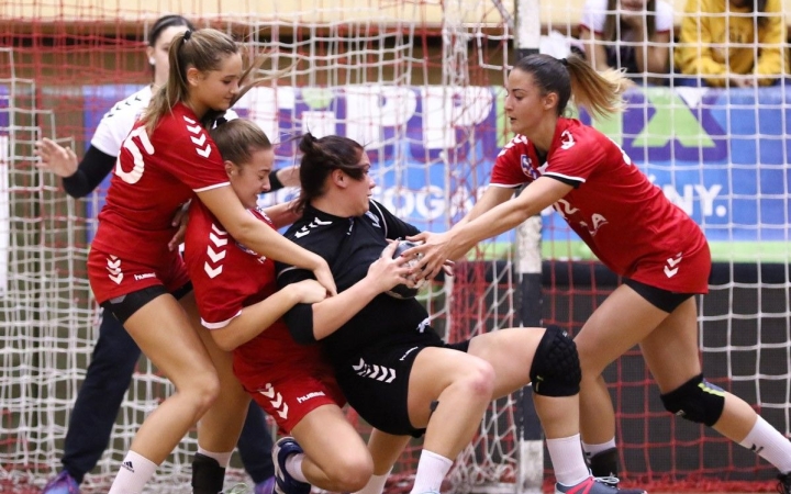 Papírforma eredmények