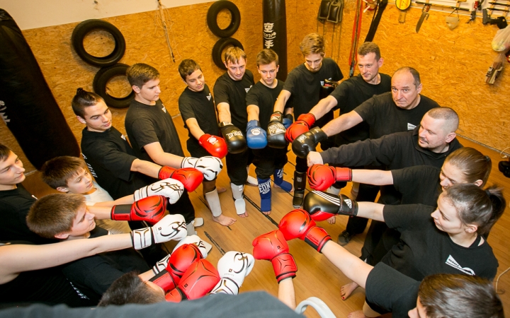 Stílusos önvédelem és komoly versenyhelyzet