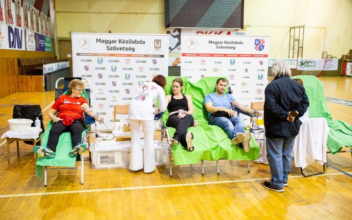 Vérüket adták a sportolók