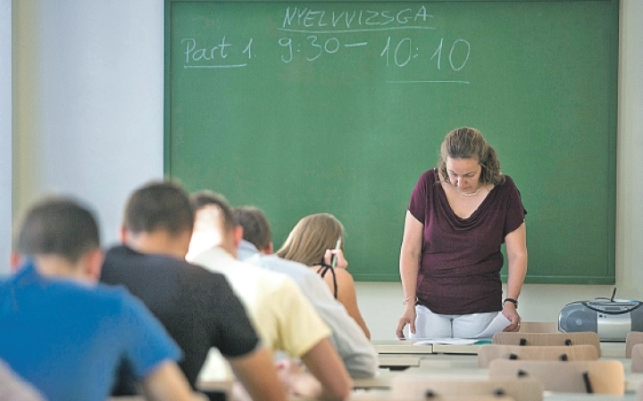 Nyelvvizsga nélkül nemhogy diplomázni, de felvételizni sem lehet majd?