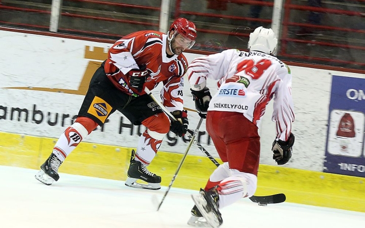 Visszavágtak az Acélbikák