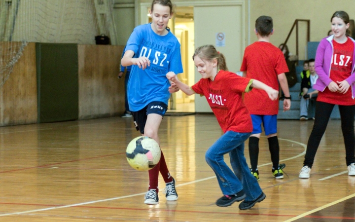 Adventi foci a jótékonyság jegyében