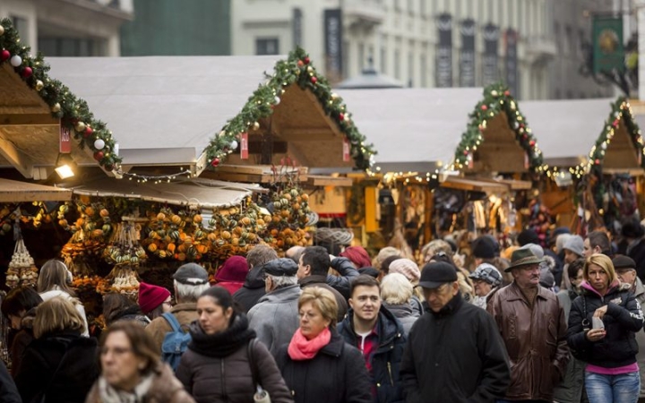 1200 milliárdot költöttünk karácsony előtt