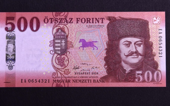 Jön az új ötszázas