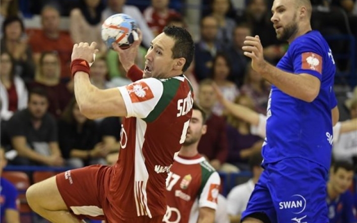 Hárman nem játszanak a dániai edzőmeccseken