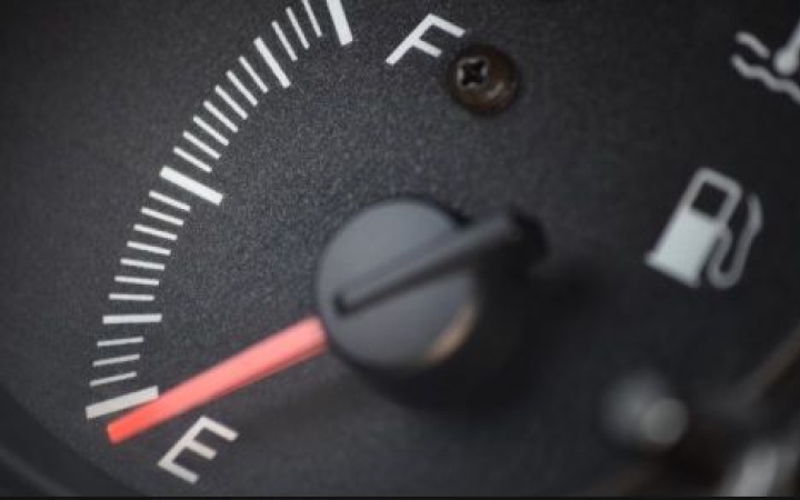 Mától többet tankolhatunk ugynannyiért