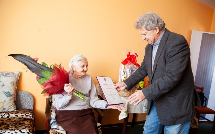 Századik születésnapját ünnepelte